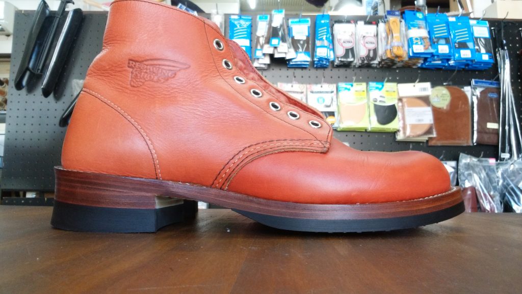 RED WING 8166 CLASSIC WORK ROUND TOE | 靴修理店CRADLEのホームページ